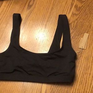 Skims swim NWT SWIM TOP AND SHORTS SIZE SMALL